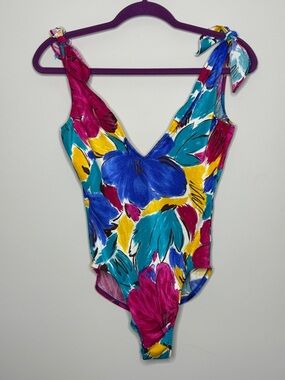 Vintage Oscar De La Renta Vibrant Floral One-Piece Swimsuit Size XS/Small